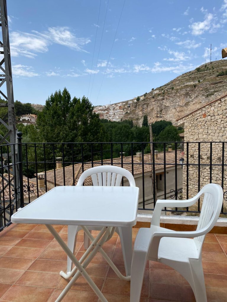 Terraza Casa Rural 10 Alcalá del Júcar